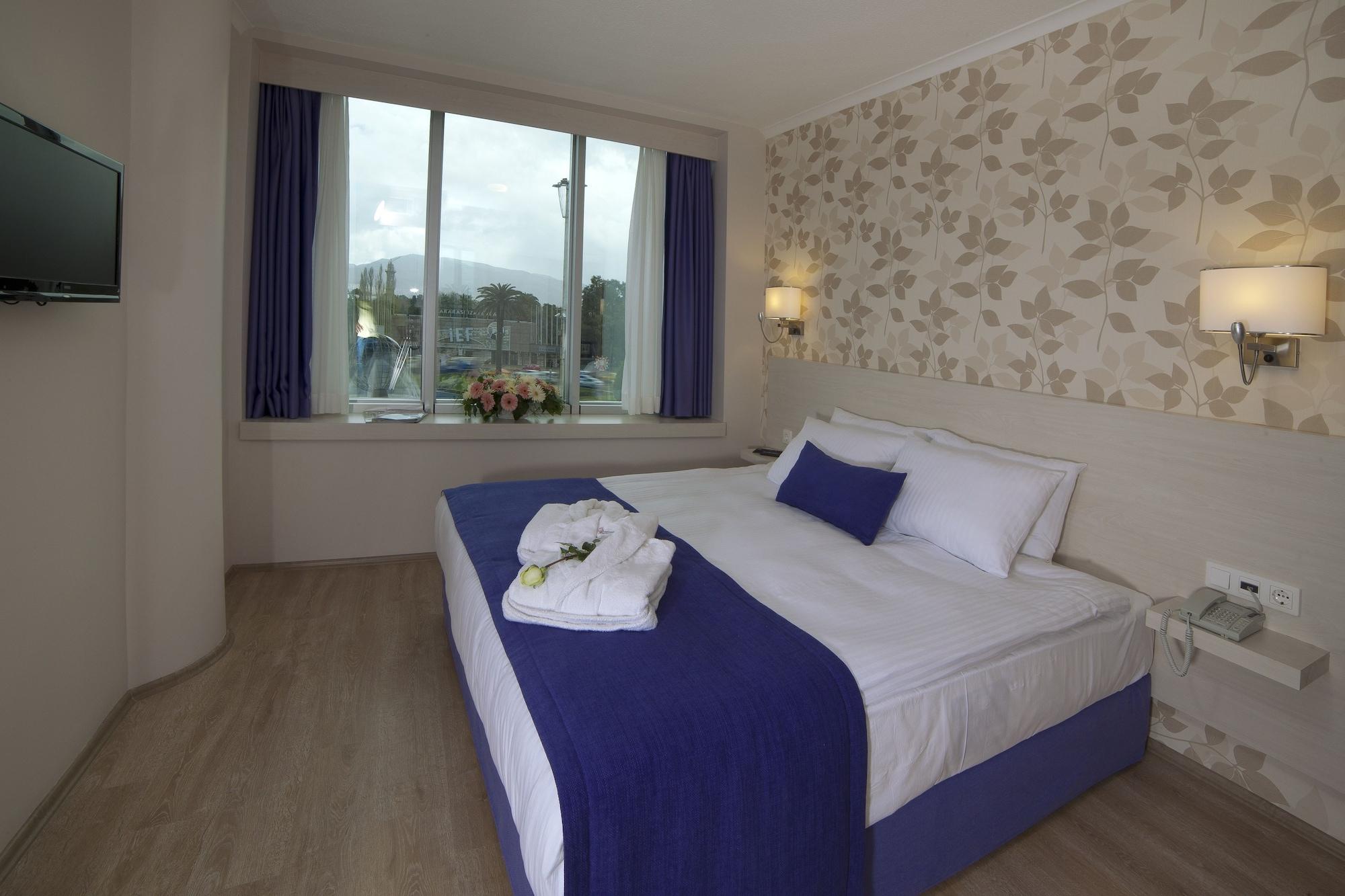 Walk In Hotel İzmir Extérieur photo