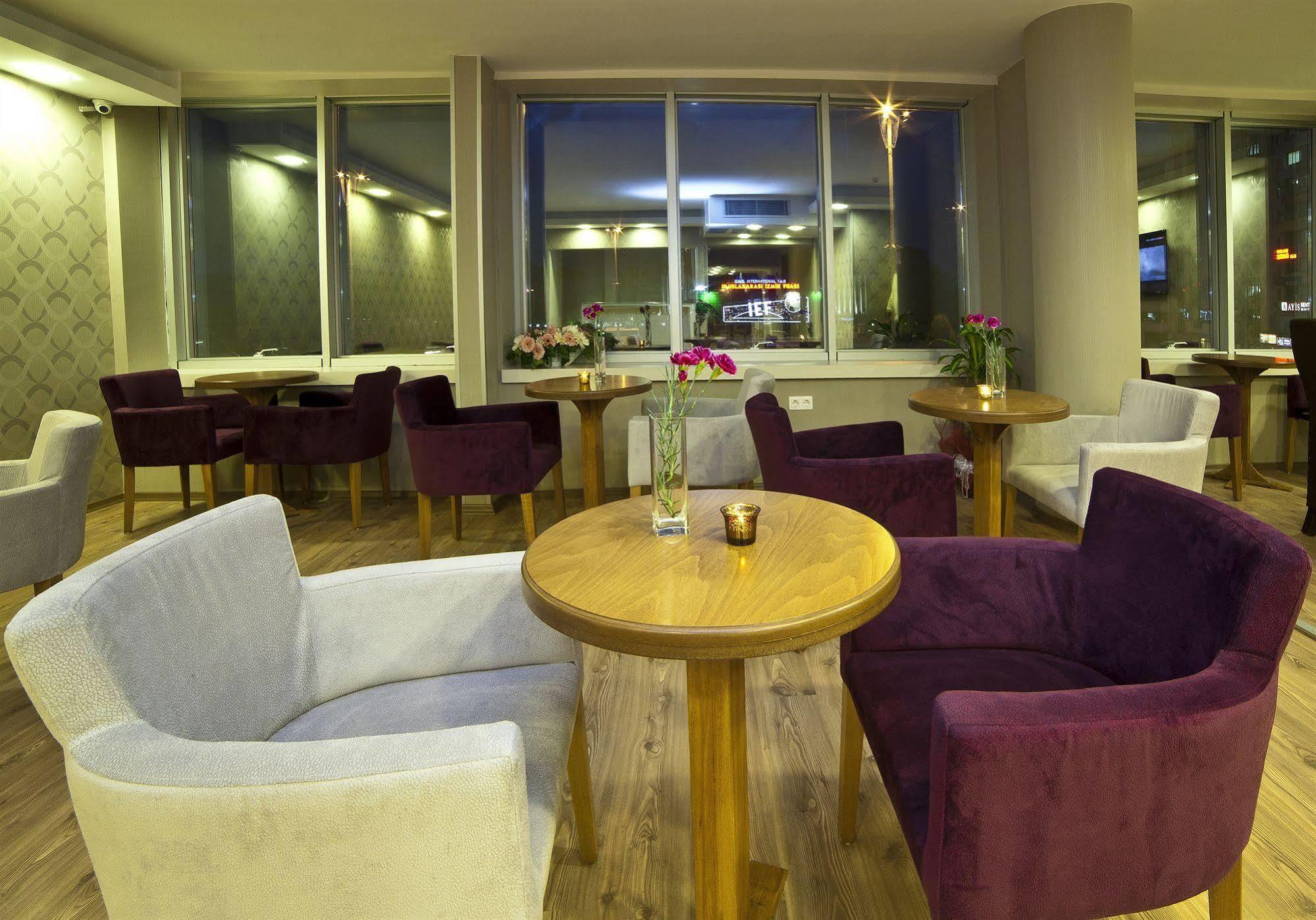 Walk In Hotel İzmir Extérieur photo